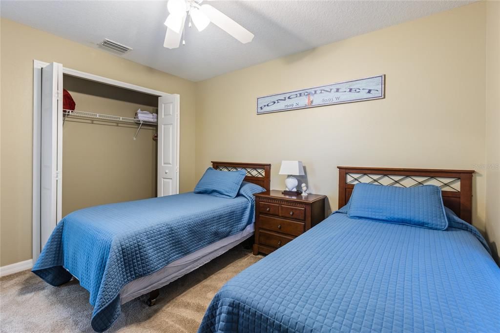 For Sale: $430,000 (3 beds, 2 baths, 1600 Square Feet)