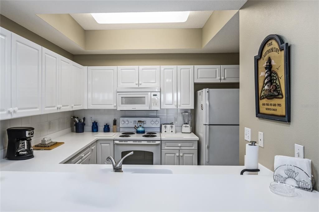 For Sale: $430,000 (3 beds, 2 baths, 1600 Square Feet)