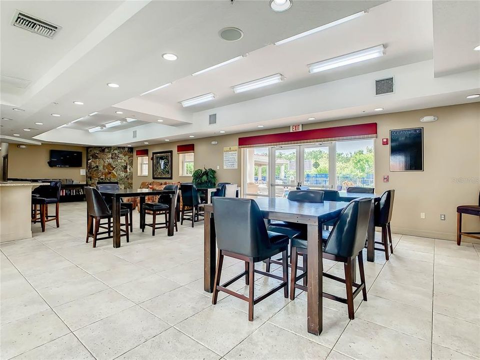 For Sale: $430,000 (3 beds, 2 baths, 1600 Square Feet)