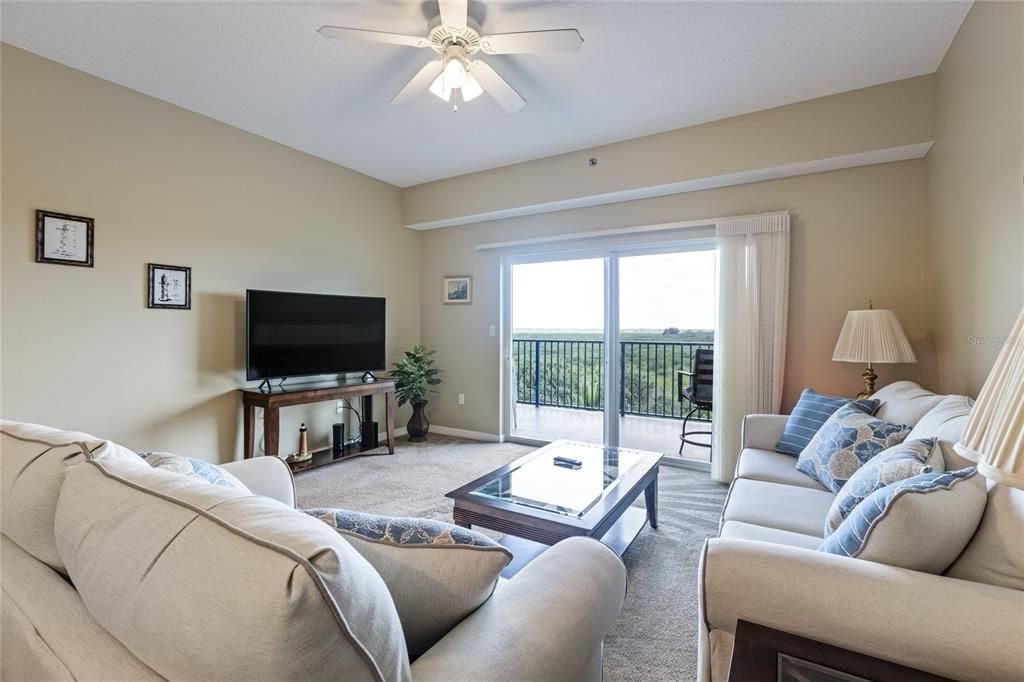 For Sale: $430,000 (3 beds, 2 baths, 1600 Square Feet)