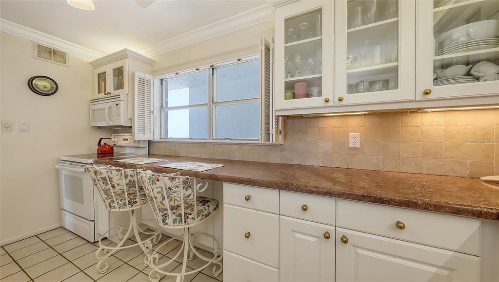 En Venta: $725,000 (2 camas, 2 baños, 1380 Pies cuadrados)