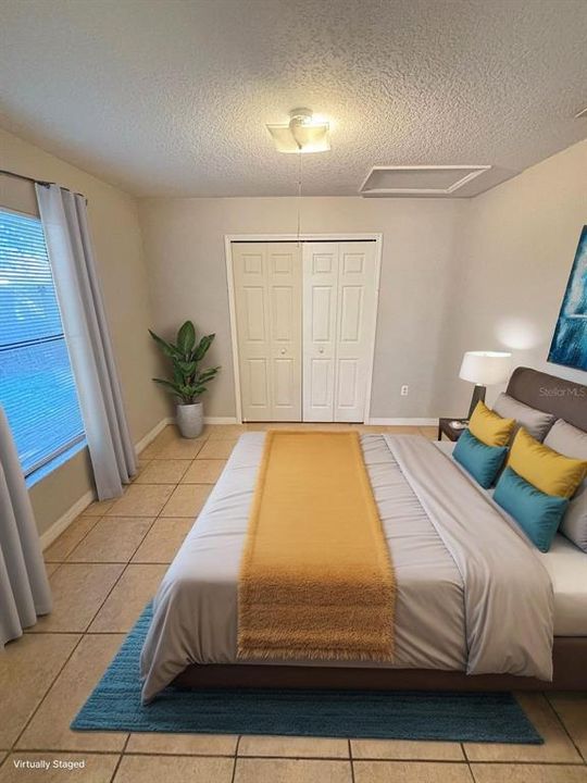 For Rent: $1,850 (3 beds, 2 baths, 1940 Square Feet)