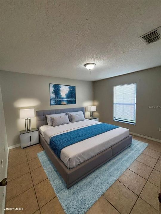 For Rent: $1,850 (3 beds, 2 baths, 1940 Square Feet)