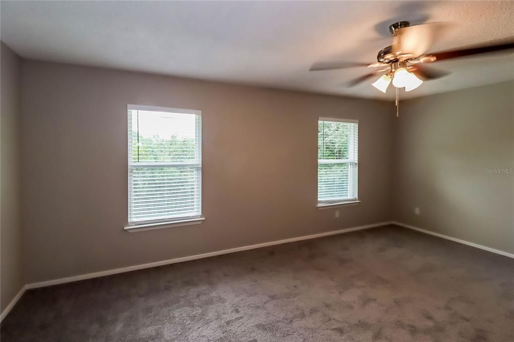 For Rent: $2,645 (4 beds, 3 baths, 3184 Square Feet)