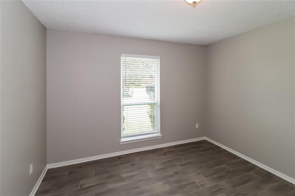 For Rent: $2,645 (4 beds, 3 baths, 3184 Square Feet)