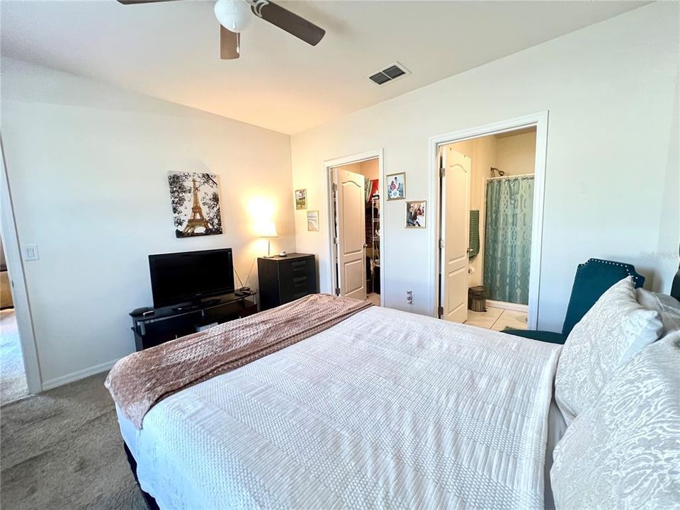 For Sale: $285,000 (3 beds, 2 baths, 1426 Square Feet)