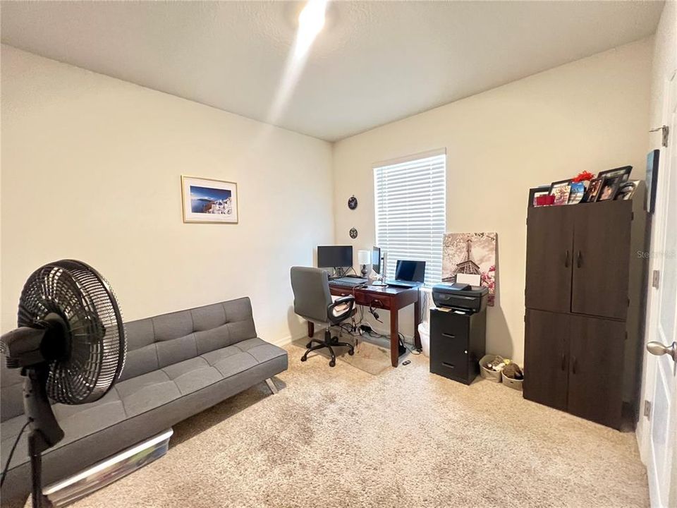 For Sale: $285,000 (3 beds, 2 baths, 1426 Square Feet)