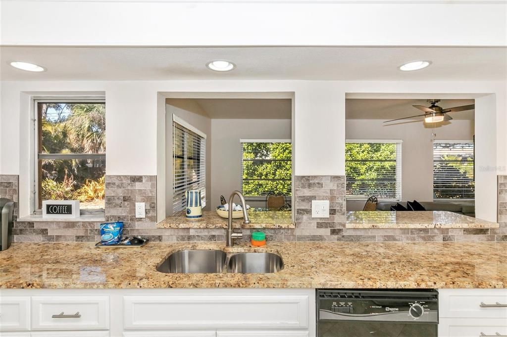 For Rent: $4,400 (3 beds, 2 baths, 1688 Square Feet)