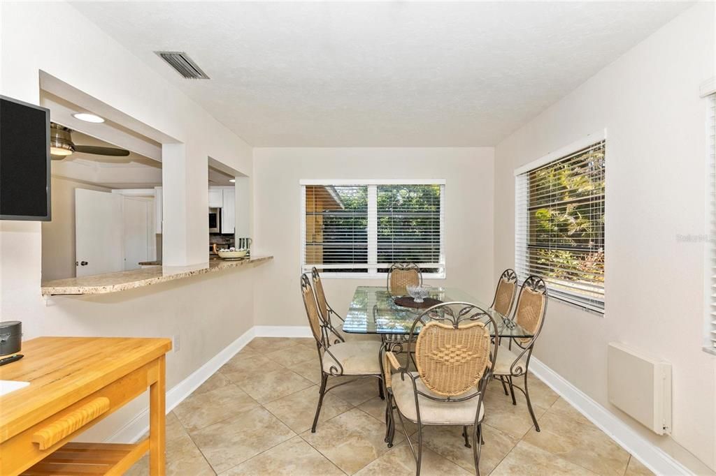 For Rent: $4,400 (3 beds, 2 baths, 1688 Square Feet)