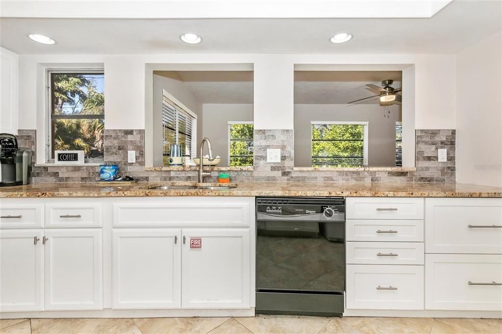 For Rent: $4,400 (3 beds, 2 baths, 1688 Square Feet)