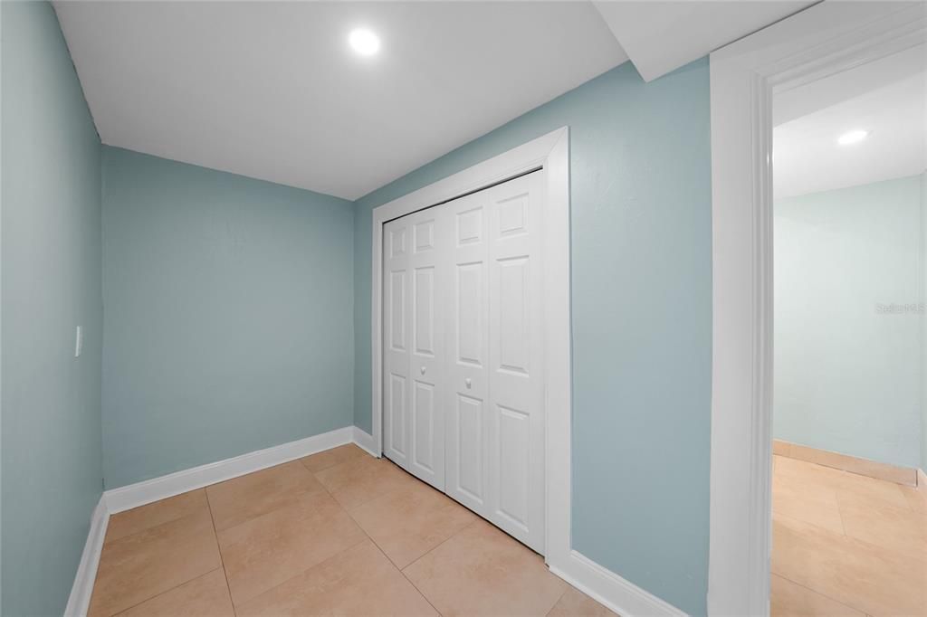 Activo con contrato: $229,000 (3 camas, 2 baños, 1382 Pies cuadrados)