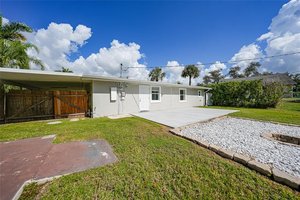 Activo con contrato: $229,000 (3 camas, 2 baños, 1382 Pies cuadrados)