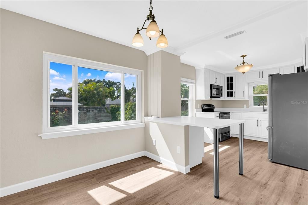 Active With Contract: $499,000 (3 beds, 2 baths, 1354 Square Feet)