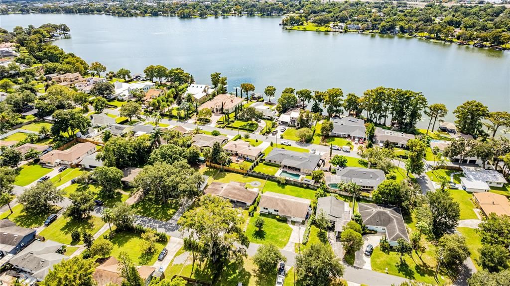 Active With Contract: $499,000 (3 beds, 2 baths, 1354 Square Feet)