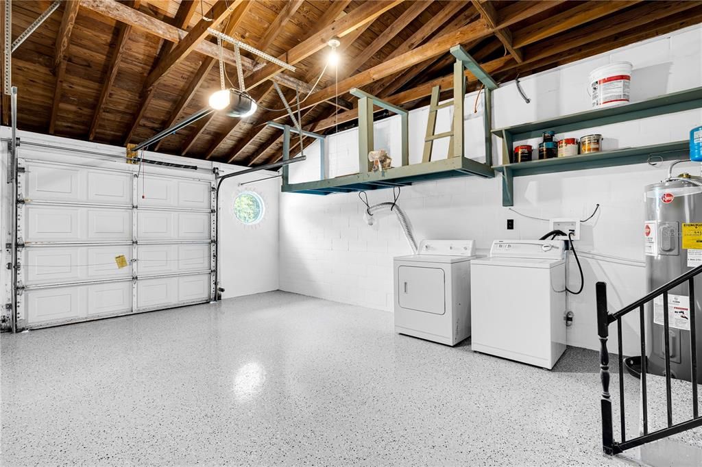 Active With Contract: $499,000 (3 beds, 2 baths, 1354 Square Feet)