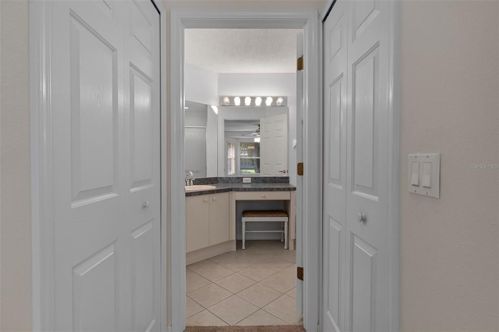 待售: $229,900 (2 贝兹, 2 浴室, 1412 平方英尺)