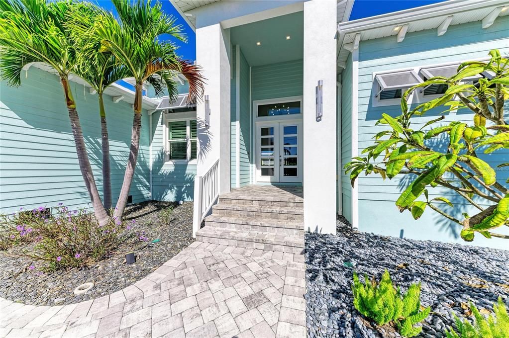 For Sale: $1,399,000 (4 beds, 4 baths, 2513 Square Feet)