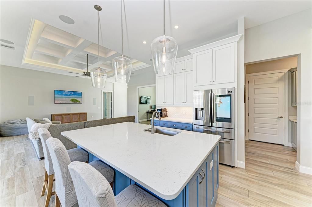 For Sale: $1,399,000 (4 beds, 4 baths, 2513 Square Feet)