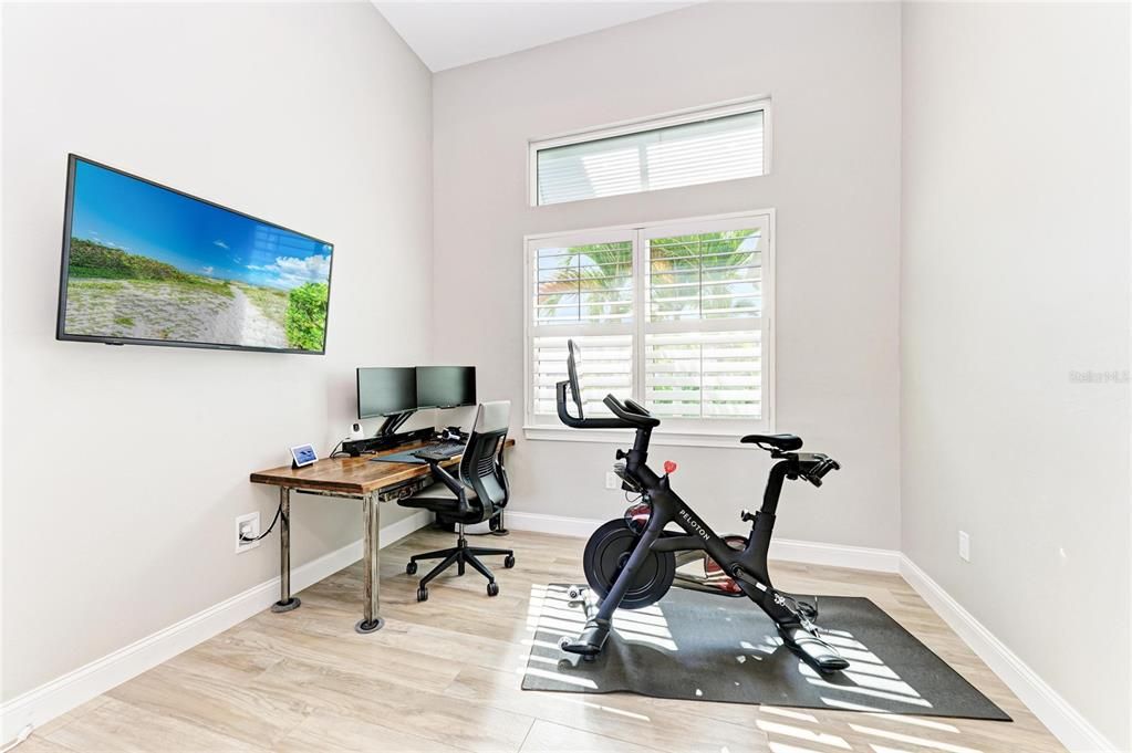 For Sale: $1,399,000 (4 beds, 4 baths, 2513 Square Feet)