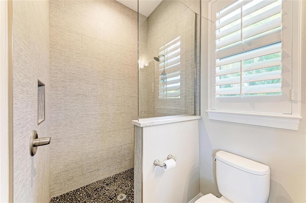 For Sale: $1,399,000 (4 beds, 4 baths, 2513 Square Feet)