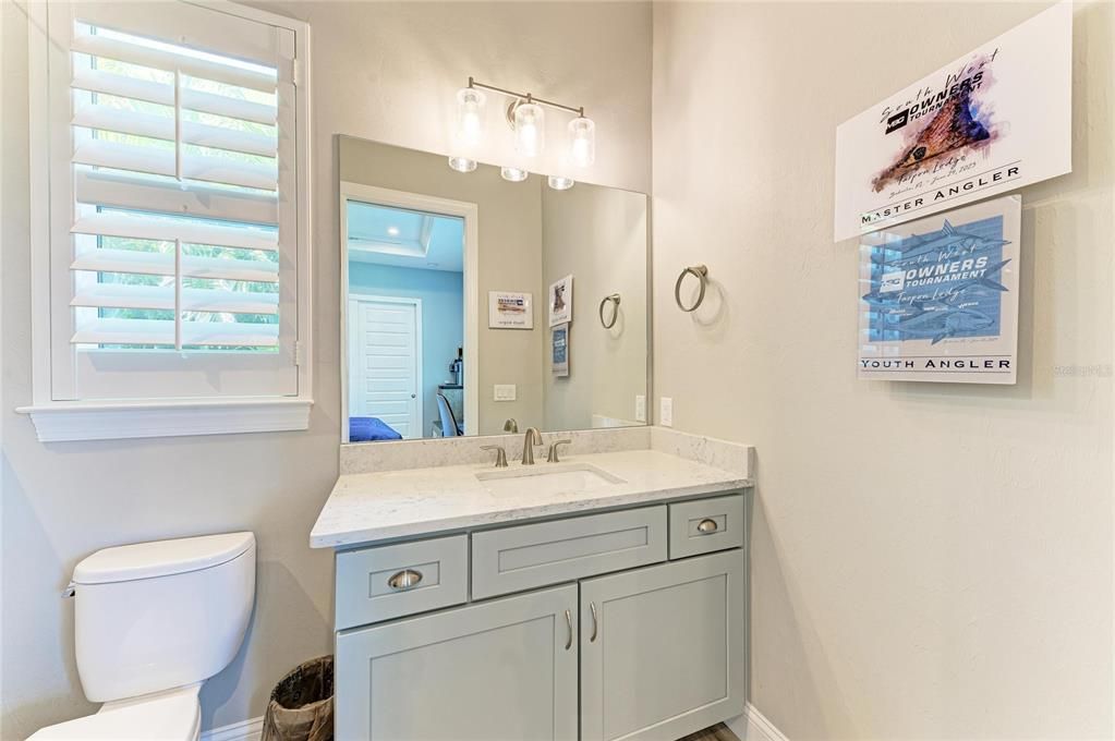 For Sale: $1,399,000 (4 beds, 4 baths, 2513 Square Feet)