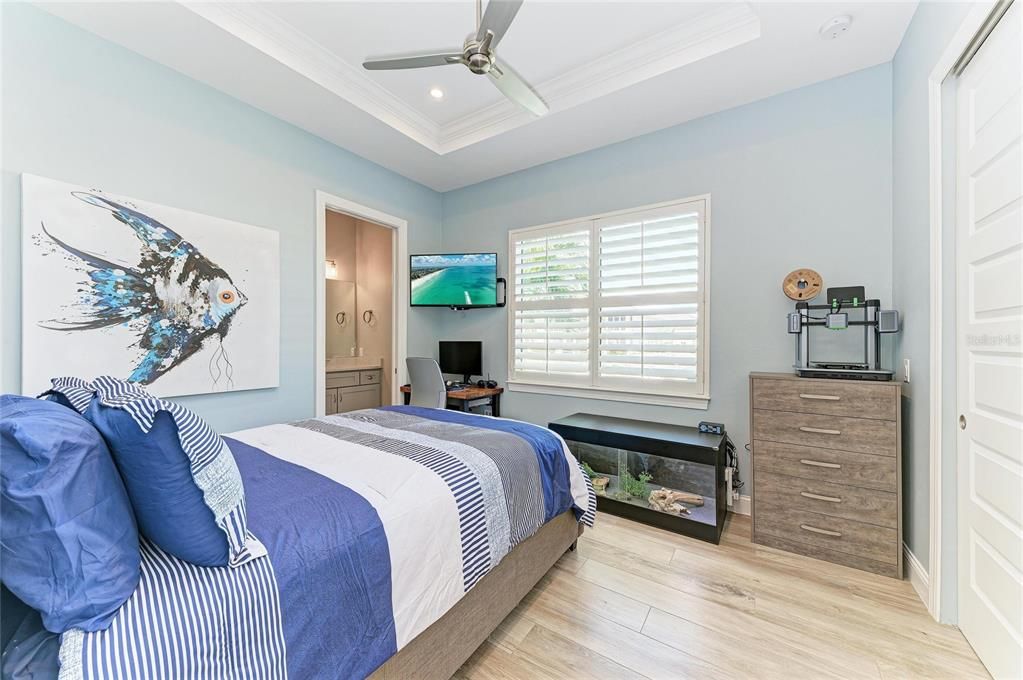 For Sale: $1,399,000 (4 beds, 4 baths, 2513 Square Feet)