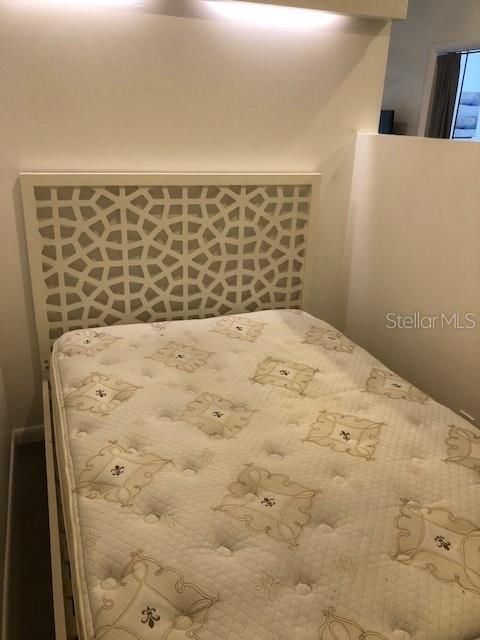 待售: $480,000 (2 贝兹, 2 浴室, 1232 平方英尺)