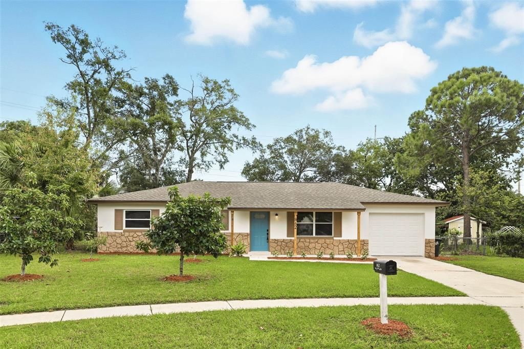 Recently Sold: $349,900 (3 beds, 2 baths, 1185 Square Feet)