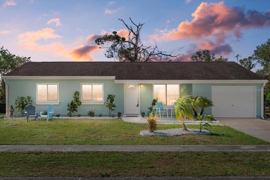 Active With Contract: $279,000 (3 beds, 2 baths, 1320 Square Feet)