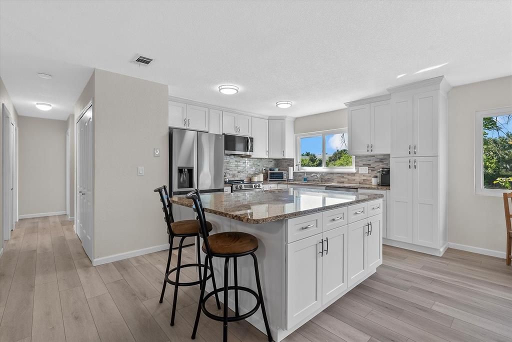 Active With Contract: $279,000 (3 beds, 2 baths, 1320 Square Feet)