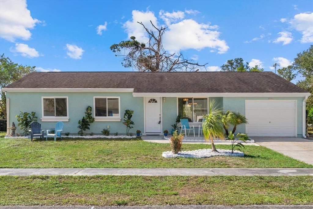 Active With Contract: $279,000 (3 beds, 2 baths, 1320 Square Feet)