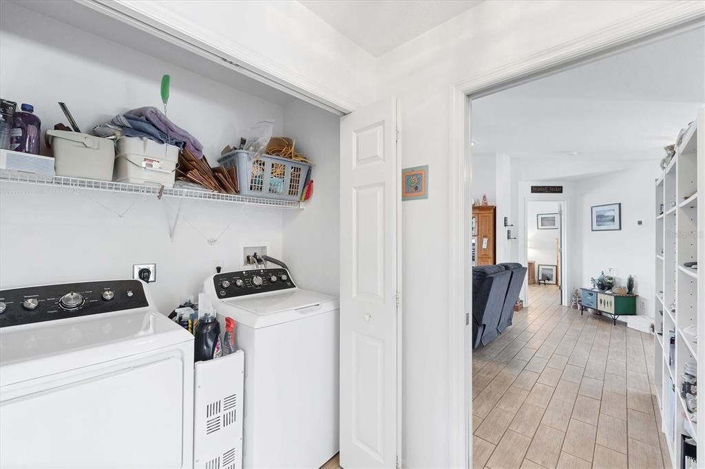 En Venta: $1,095,000 (3 camas, 2 baños, 1446 Pies cuadrados)