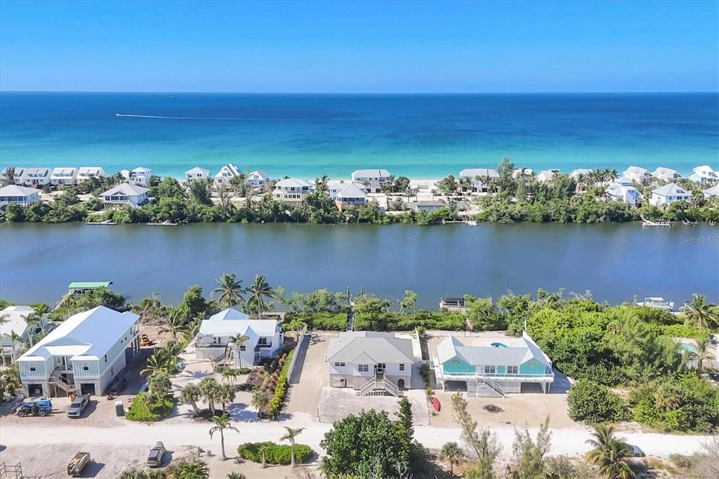 En Venta: $1,095,000 (3 camas, 2 baños, 1446 Pies cuadrados)