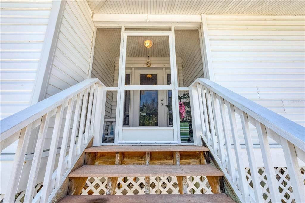 En Venta: $1,095,000 (3 camas, 2 baños, 1446 Pies cuadrados)