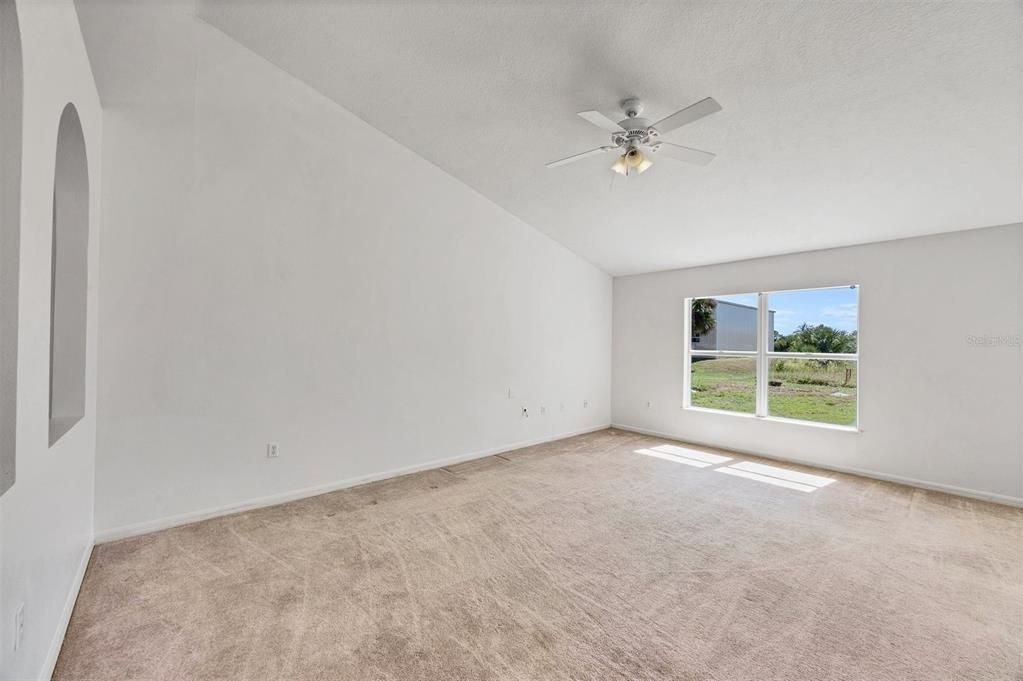 For Sale: $305,000 (4 beds, 2 baths, 2256 Square Feet)