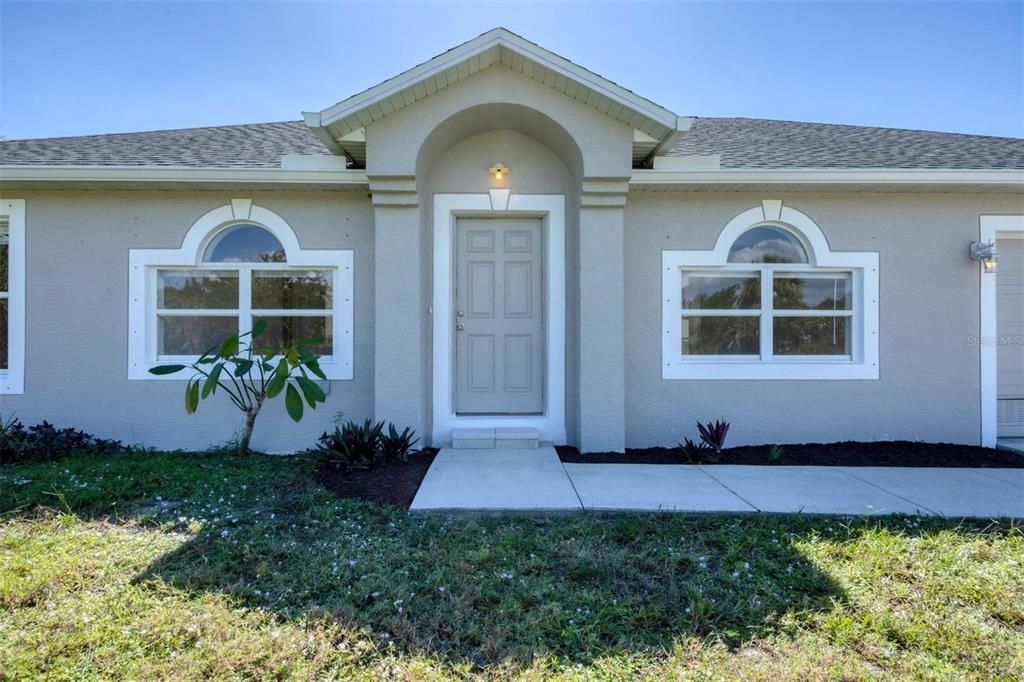 For Sale: $305,000 (4 beds, 2 baths, 2256 Square Feet)