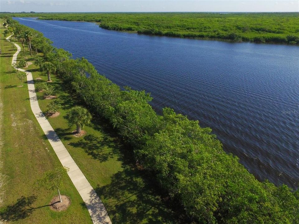 For Sale: $305,000 (4 beds, 2 baths, 2256 Square Feet)