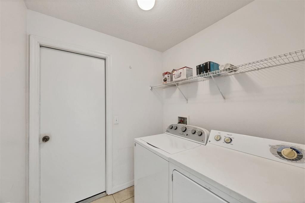 For Sale: $305,000 (4 beds, 2 baths, 2256 Square Feet)