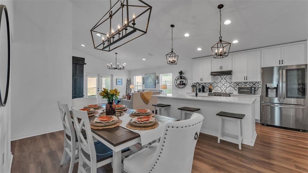 Active With Contract: $390,000 (4 beds, 2 baths, 1944 Square Feet)