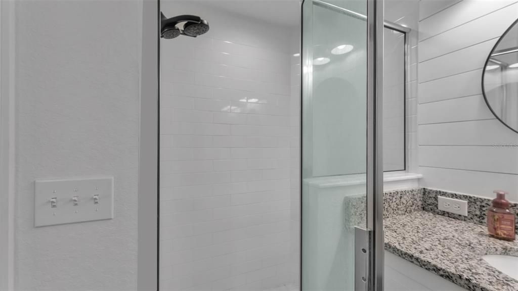 Active With Contract: $390,000 (4 beds, 2 baths, 1944 Square Feet)