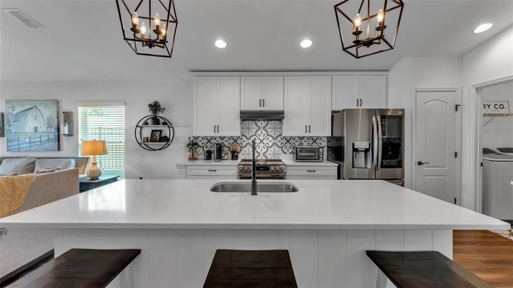 Active With Contract: $390,000 (4 beds, 2 baths, 1944 Square Feet)