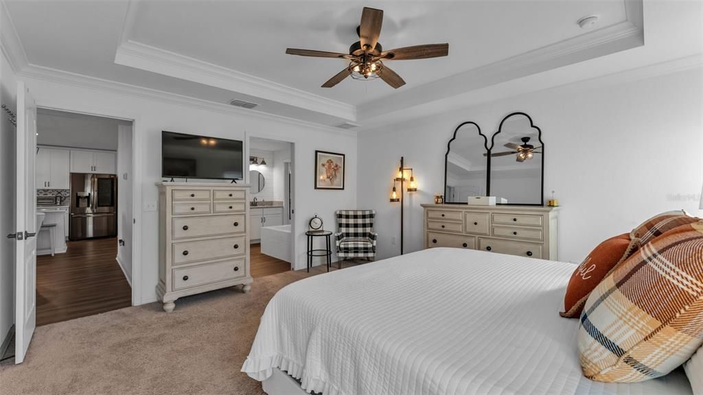 Active With Contract: $390,000 (4 beds, 2 baths, 1944 Square Feet)