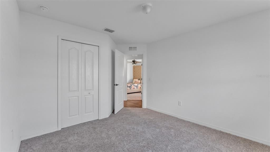 Active With Contract: $390,000 (4 beds, 2 baths, 1944 Square Feet)