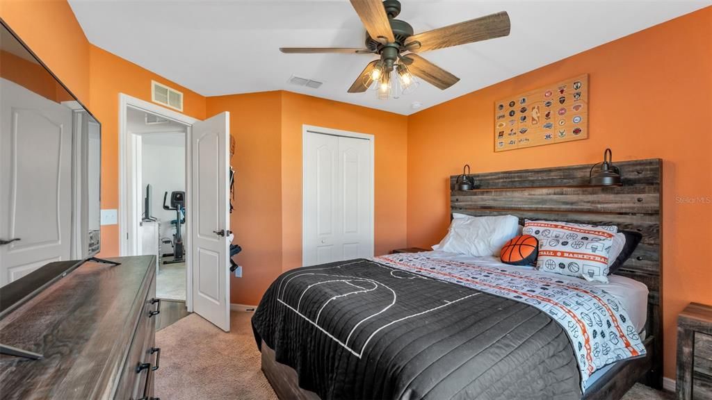 Active With Contract: $390,000 (4 beds, 2 baths, 1944 Square Feet)