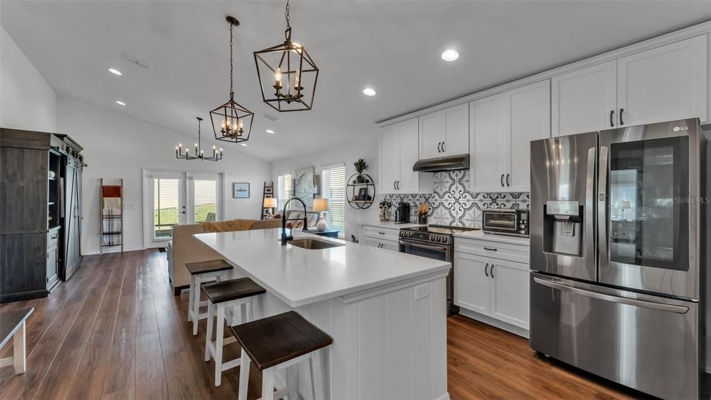 Active With Contract: $390,000 (4 beds, 2 baths, 1944 Square Feet)