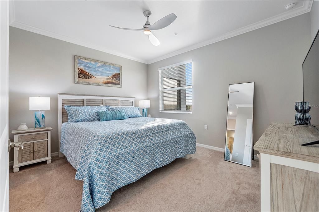 For Rent: $2,475 (3 beds, 2 baths, 1407 Square Feet)