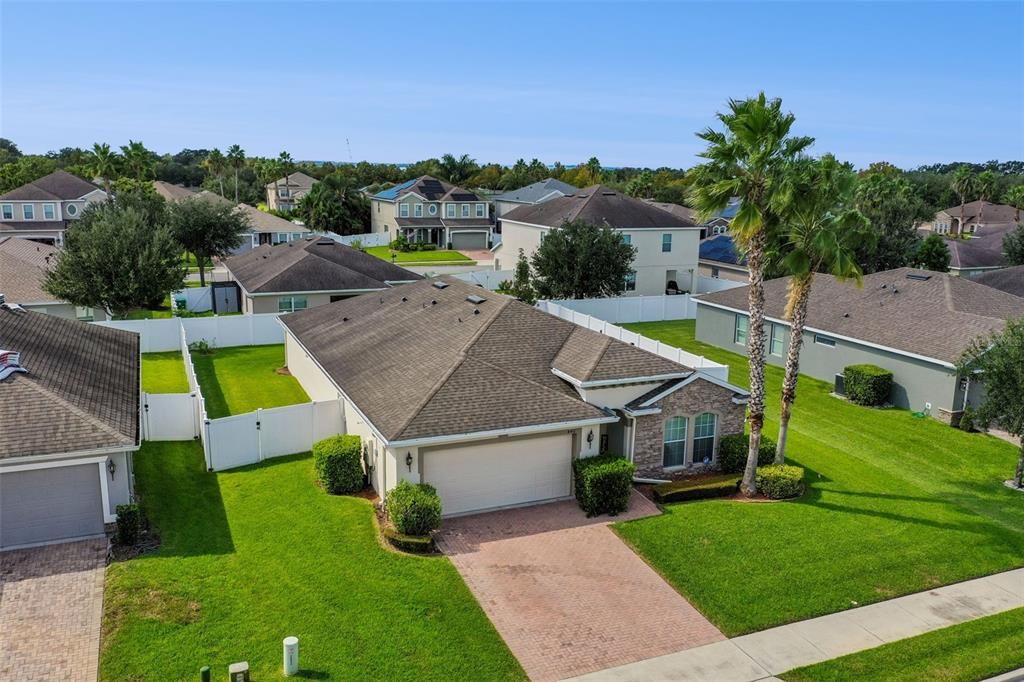 Active With Contract: $550,000 (4 beds, 3 baths, 2022 Square Feet)