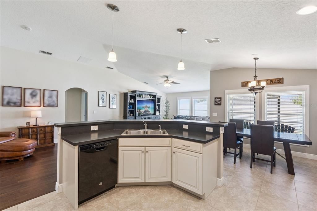 Active With Contract: $550,000 (4 beds, 3 baths, 2022 Square Feet)