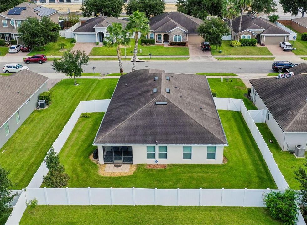 Active With Contract: $550,000 (4 beds, 3 baths, 2022 Square Feet)