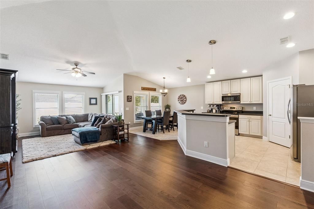 Active With Contract: $550,000 (4 beds, 3 baths, 2022 Square Feet)